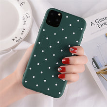 Load image into Gallery viewer, Moskado Polka Dots Case
