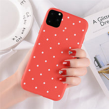 Load image into Gallery viewer, Moskado Polka Dots Case
